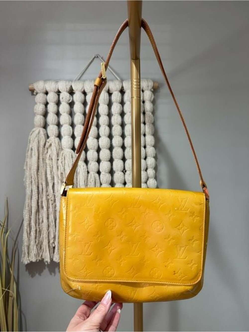 Louis Vuitton Yellow Vernis Monogram Crossbody Shoulder Bag- AUTHENTIC